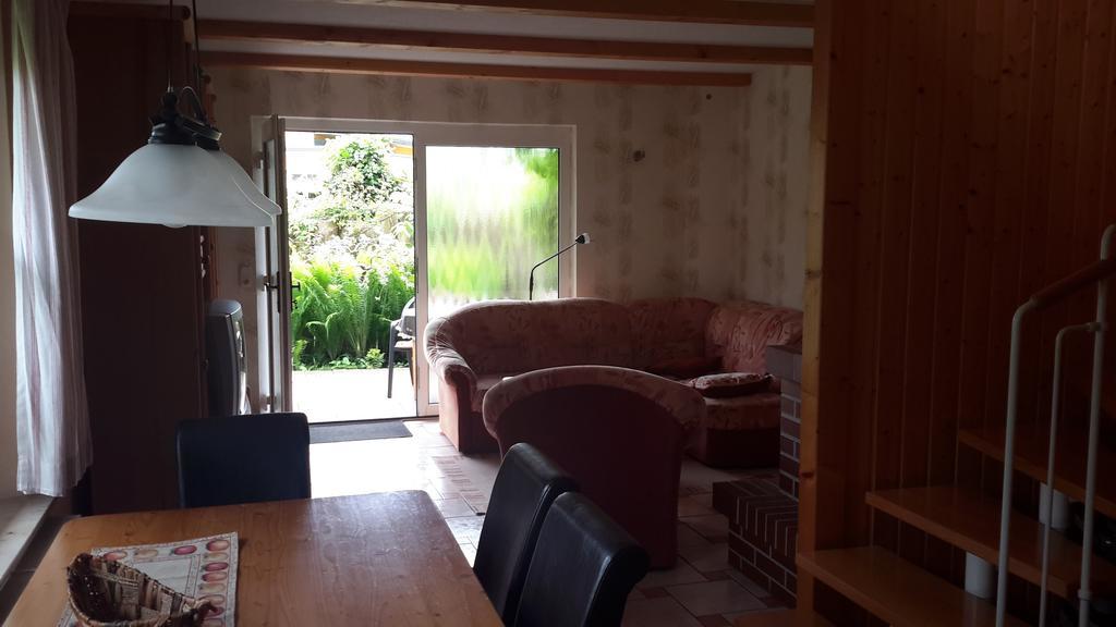 Ferienhaus Im Urigen Garten Bzw Eulenhaus 青斯特 客房 照片